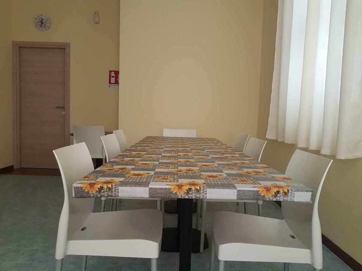 Hotel Piramide Reggio Emilia Ngoại thất bức ảnh