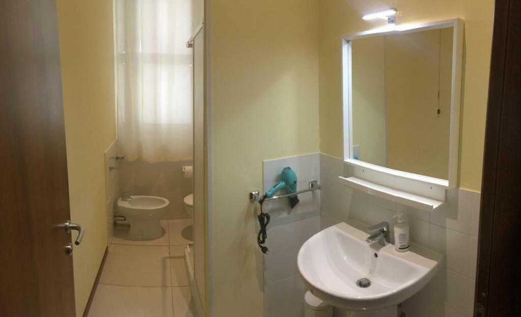 Hotel Piramide Reggio Emilia Ngoại thất bức ảnh